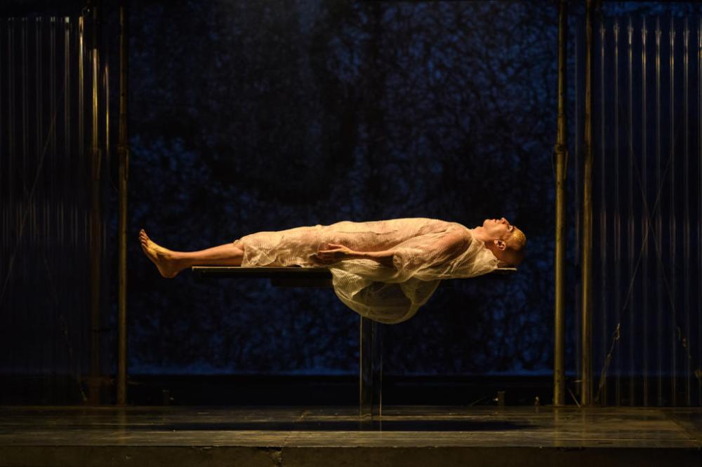 ENO-Akhnaten-2019-Anthony-Roth-Costanzo-©-Jane-Hobson-12-1024x682