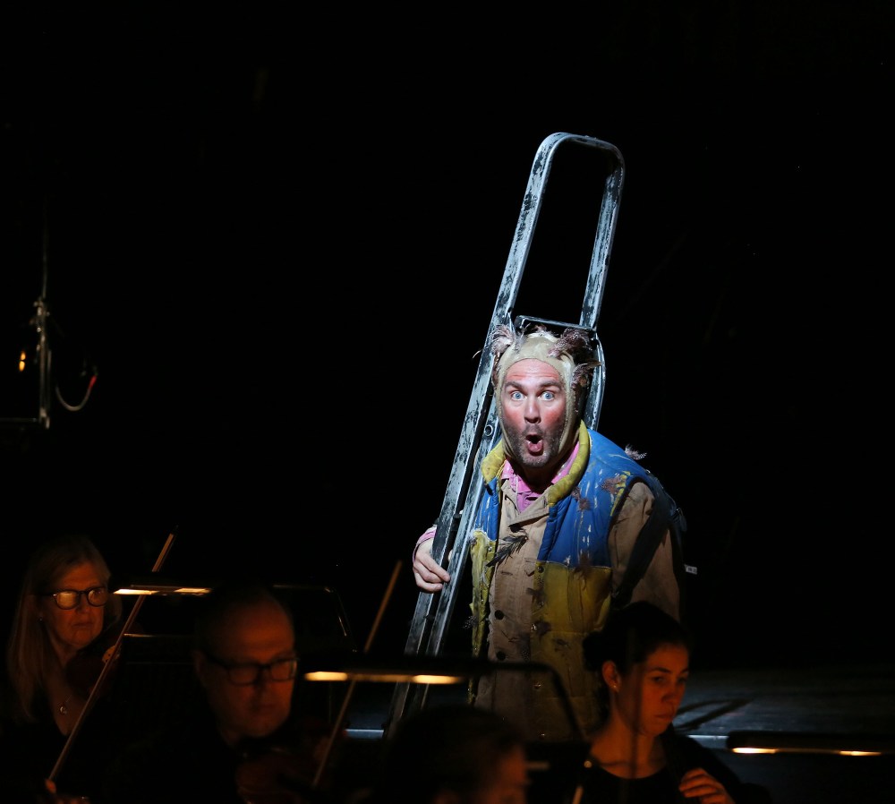 ENO-The-Magic-Flute-2019-Thomas-Oliemans-©-Donald-Cooper