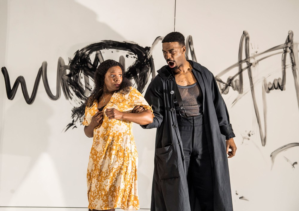 ENO-Luisa-Miller-2020-Elizabeth-Llewellyn-Soloman-Howard-©-Tristram-Kenton-3659