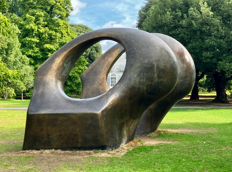 Life forms: ‘Henry Moore: Monumental Nature’, Royal Botanic Gardens ...